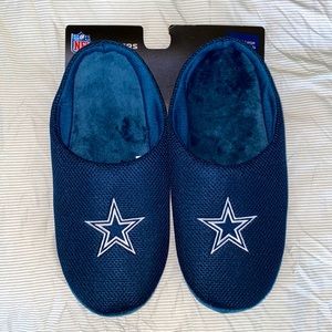 Dallas Cowboys slippers